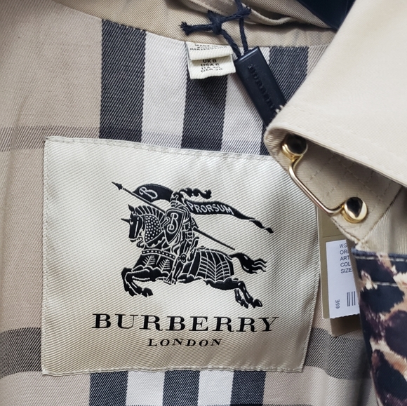 100% Authentic Burberry Sandringham Mid-Length Trenchcoat, Honey Sz 6 US - Picture 5 of 16